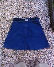 De neuzen van mijn Crocs en een stukje Macabi Skirt zijn ook zichtbaar